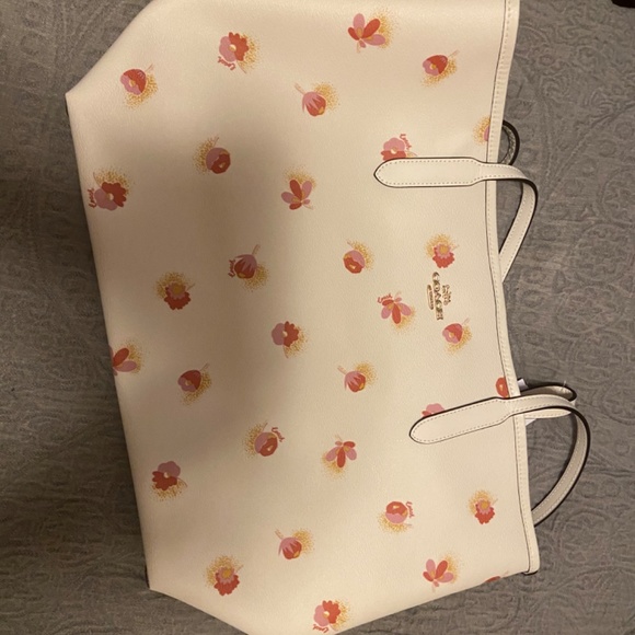 Coach tote - Picture 2 of 3